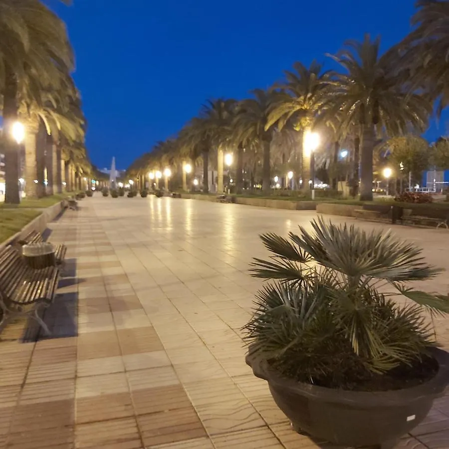 Apartamento En El Centro De Salou Spain